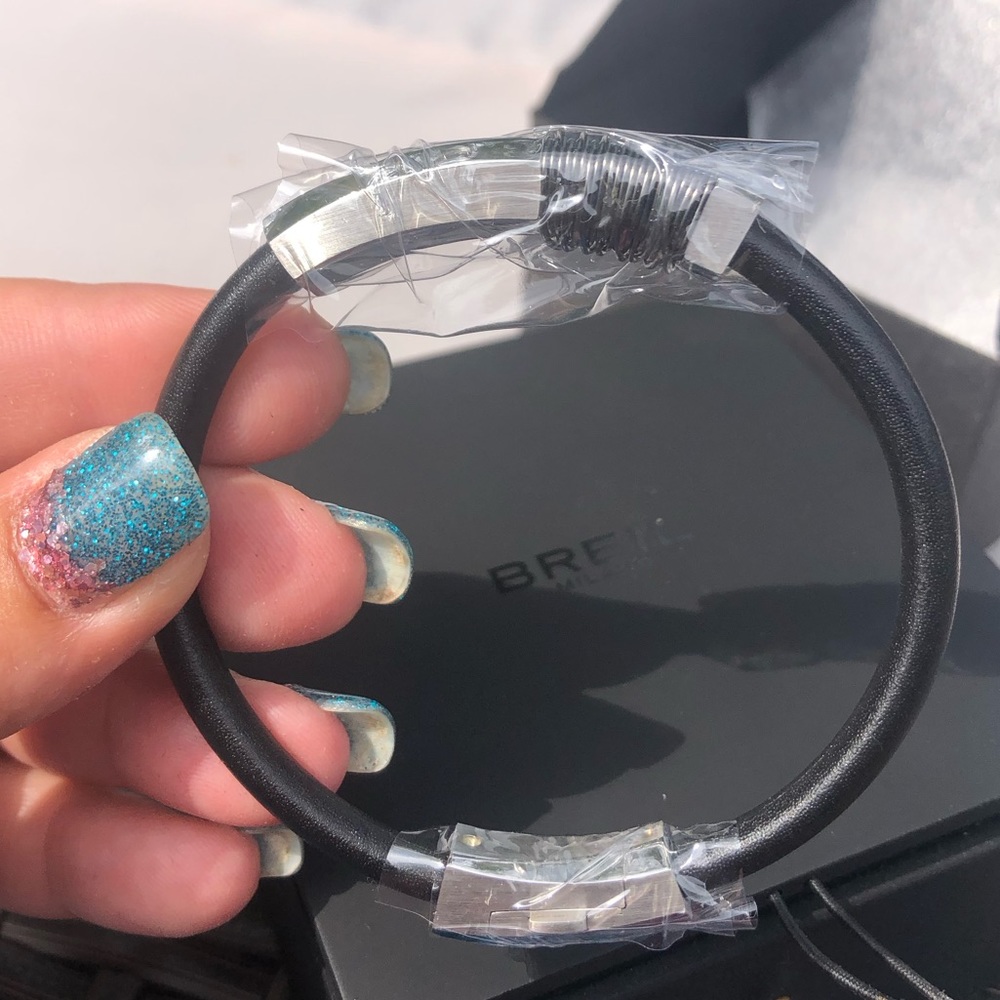 L44:  GIFT !!!  Breil black and stainless wired swirl bracelet-  punch clasp